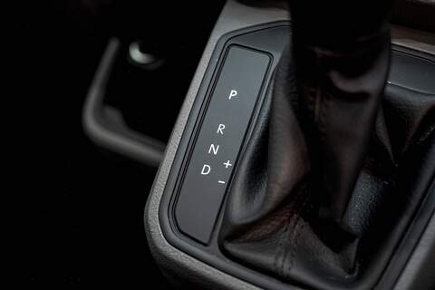 Volkswagen Transporter 2023 T6.1 2.0TDI T28 150PS Auto Highline Panel Van LWB LV-R Pack Ascot Grey - U6020