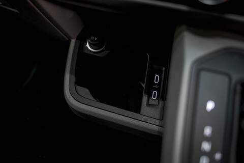 Volkswagen Transporter 2023 T6.1 2.0TDI T28 150PS Auto Highline Panel Van LWB LV-R Pack Ascot Grey - U6020