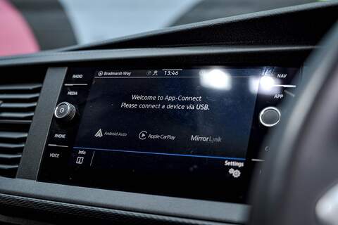 Volkswagen Transporter 2.0 T32 Diesel 150PS Manual Kombi Van SWB - U3240