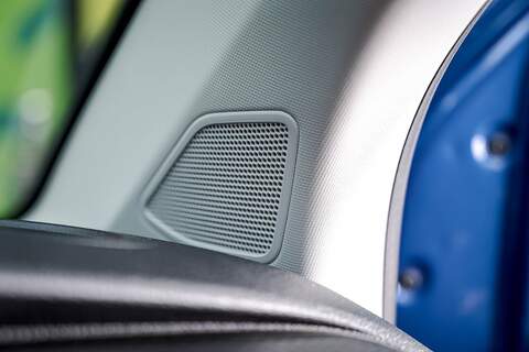 Volkswagen Transporter 2.0 T32 Diesel 150PS Manual Kombi Van SWB - U3240