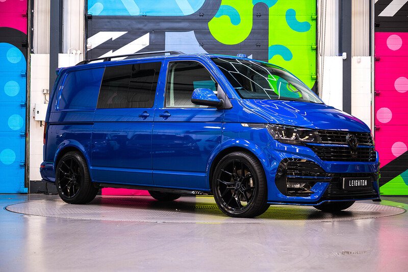 Volkswagen Transporter T6.1 T32 SWB 2.0TDI 150PS DSG Kombi LV-R Pack Ravenna Blue