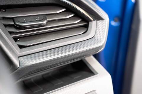 Volkswagen Transporter 2.0 T32 Diesel 150PS DSG Kombi Van SWB - U3356