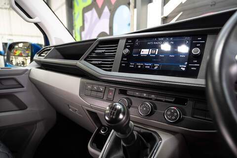 Volkswagen Transporter 2.0 T32 Diesel 150PS DSG Kombi Van SWB - U3356