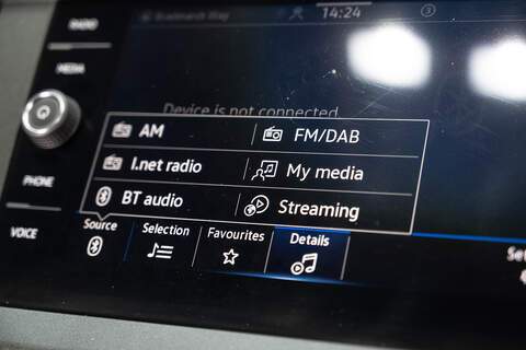 Volkswagen Transporter 2.0 T32 Diesel 150PS DSG Kombi Van SWB - U3356