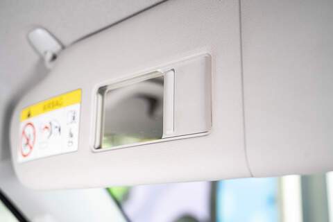 Volkswagen Transporter 2.0 T32 Diesel 150PS DSG Kombi Van SWB - U3356