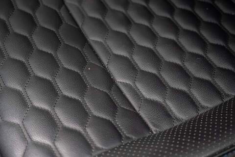 Volkswagen Transporter 2.0 T32 Diesel 150PS DSG Kombi Van SWB - U3356