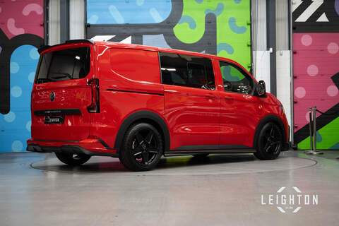 Volkswagen Transporter 2.0 T32 170ps Diesel Auto Kombi SWB - U6051