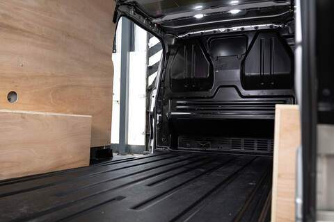 Ford Transit Custom 2.0 300 Diesel 136ps Auto Panel Van L2 H1 - U3335