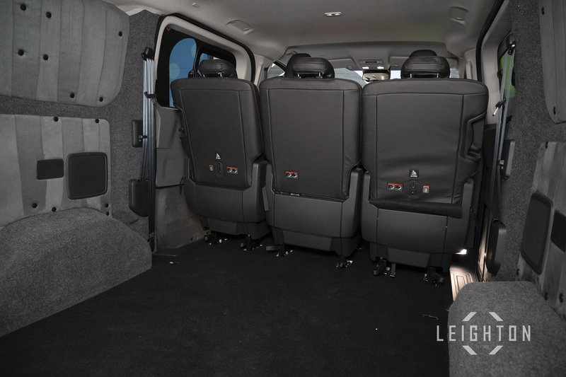 Volkswagen Transporter 2.0 T32 150ps 4M Auto Diesel Kombi SWB - U6059