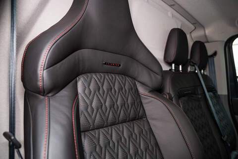 Ford Transit Custom 2.0 300 EcoBlue Limited Panel Van L2 H1 Euro 6 LV-RF™ Pack Magnetic Grey - U6062