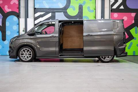 Ford Transit Custom 2.0 300 EcoBlue Limited Panel Van L2 H1 Euro 6 LV-RF™ Pack Magnetic Grey - U6062