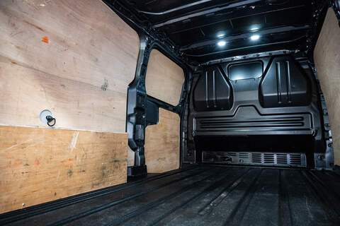 Ford Transit Custom 2.0 300 EcoBlue Limited Panel Van L2 H1 Euro 6 LV-RF™ Pack Magnetic Grey - U6062