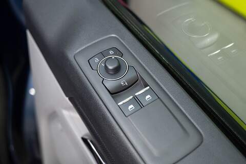 Ford Transit Custom 2.0 300 Diesel 170ps Auto Panel Van L1 H1 - U3365