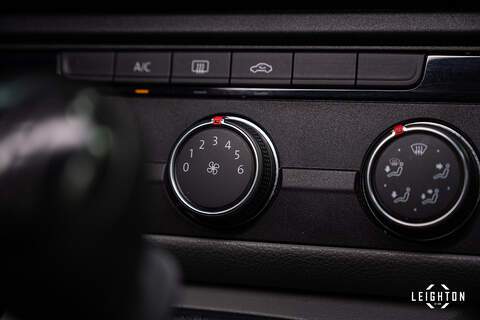 Volkswagen Transporter 2.0 T32 Diesel 150PS Manual Kombi Van SWB - U3383