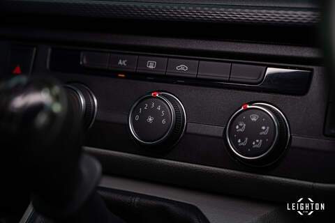 Volkswagen Transporter 2.0 T32 Diesel 150PS Manual Kombi Van SWB - U3383