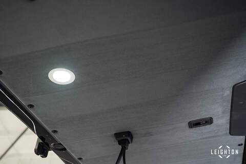 Volkswagen Transporter 2.0 T32 Diesel 150PS Manual Kombi Van SWB - U3383