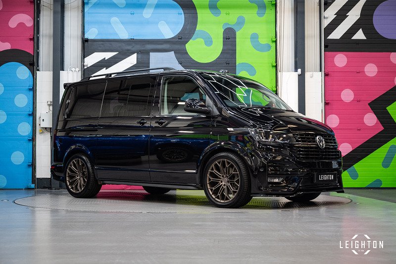 Volkswagen Transporter T6.1 T32 SWB 2.0TDI 150PS Manual Kombi LV-R Pack Deep Black Pearl
