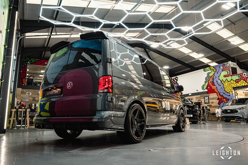 Volkswagen Transporter 2.0 - Large 22