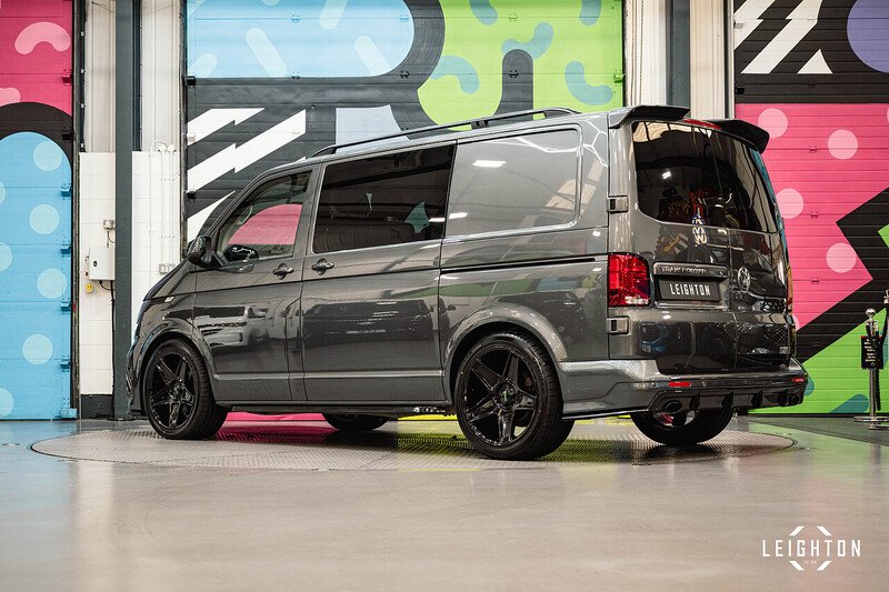 Volkswagen Transporter 2.0 - Large 4