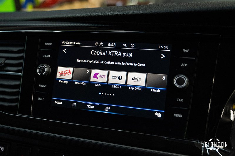 Volkswagen Transporter 2.0 - Large 28