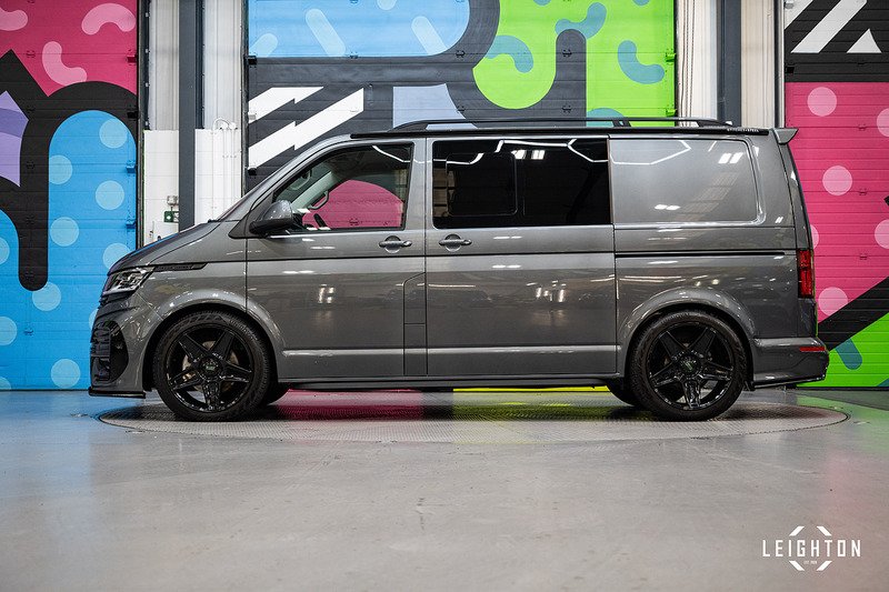 Volkswagen Transporter 2.0 - Large 3
