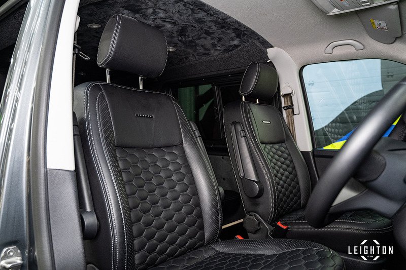 Volkswagen Transporter 2.0 - Large 14