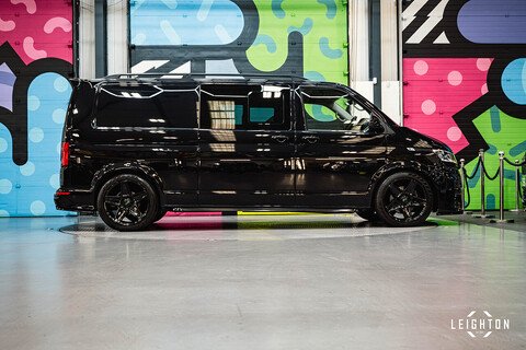 2024 T6.1 T32 LWB 2.0BiTDI 204PS DSG 4 Motion Kombi LV-R Pack Deep Black Pearl 2.0 5dr Kombi Van Automatic Diesel