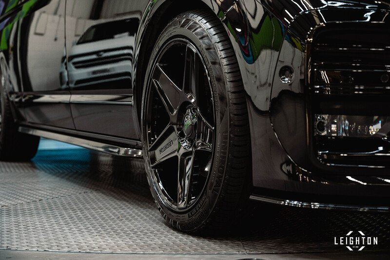 Volkswagen Transporter 2.0 - Large 9