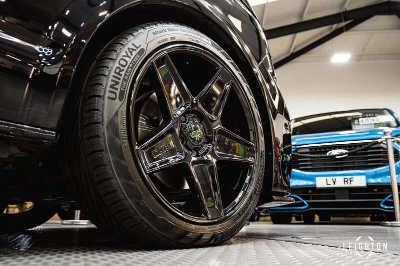 Volkswagen Transporter 2.0 - Large 16