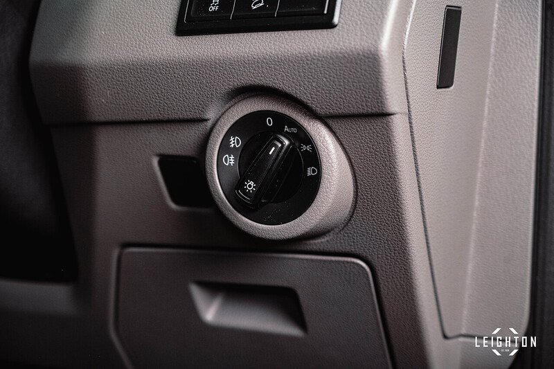 Volkswagen Transporter 2.0 - Large 29