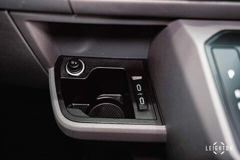 Volkswagen Transporter 2.0 T32 Diesel 204PS DSG 4Motion Kombi Van LWB - U6080