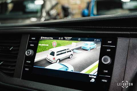 Volkswagen Transporter 2.0 T32 Diesel 204PS DSG 4Motion Kombi Van LWB - U6080