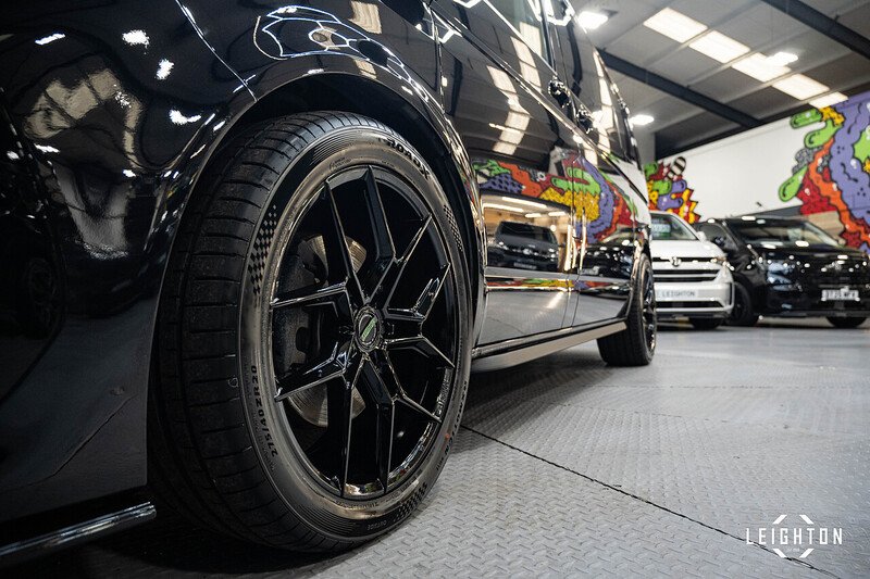 Volkswagen Transporter 2.0 - Large 14