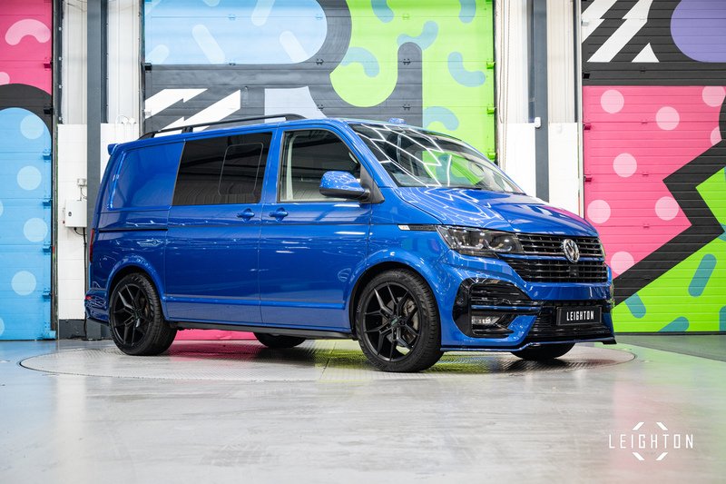 Volkswagen Transporter 2023 T6.1 T32 SWB 2.0TDI 150PS Kombi LV-R Pack Ravenna Blue