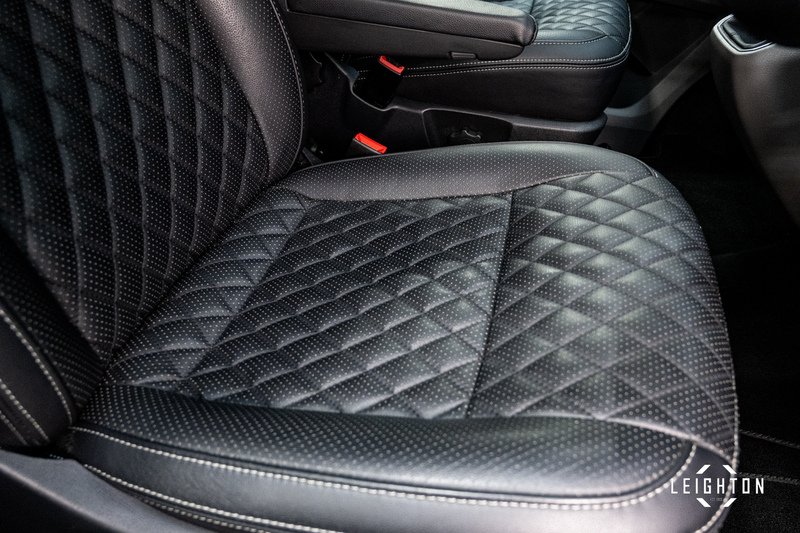 Volkswagen Transporter 2.0 T32 Diesel 150PS Manual Kombi Van SWB - U5050