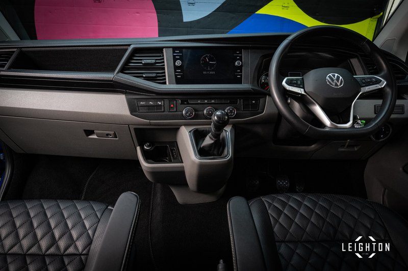 Volkswagen Transporter 2.0 T32 Diesel 150PS Manual Kombi Van SWB - U5050