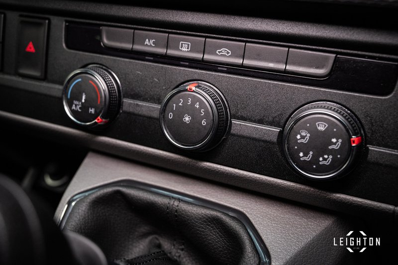 Volkswagen Transporter 2.0 T32 Diesel 150PS Manual Kombi Van SWB - U5050