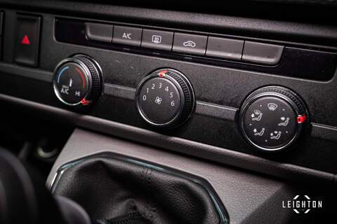 Volkswagen Transporter 2.0 T32 Diesel 150PS Manual Kombi Van SWB - U5050