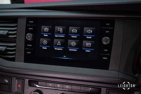 Volkswagen Transporter 2.0 T32 Diesel 150PS Manual Kombi Van SWB - U5050