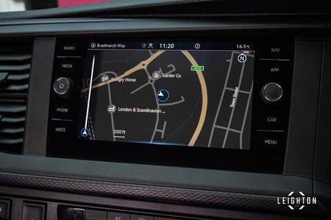 Volkswagen Transporter 2.0 T32 Diesel 150PS Manual Kombi Van SWB - U5050