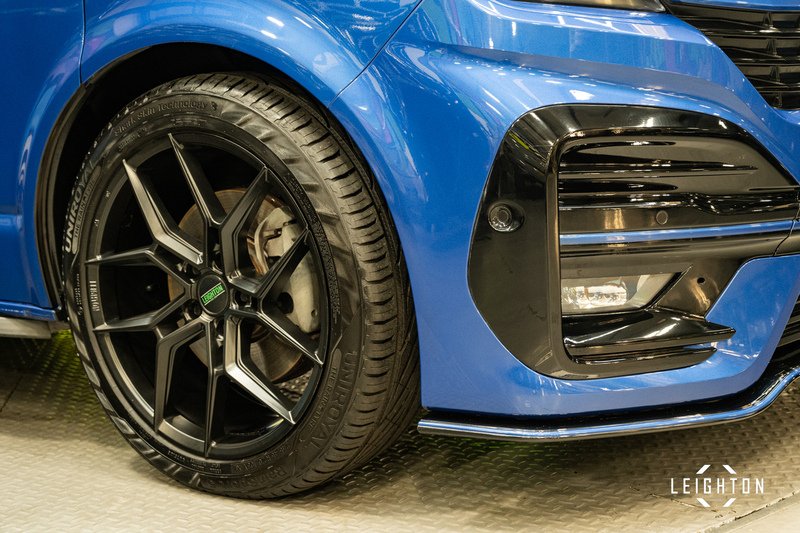 Volkswagen Transporter 2.0 T32 Diesel 150PS Manual Kombi Van SWB - U5050