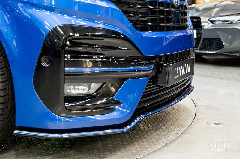 Volkswagen Transporter 2.0 T32 Diesel 150PS Manual Kombi Van SWB - U5050