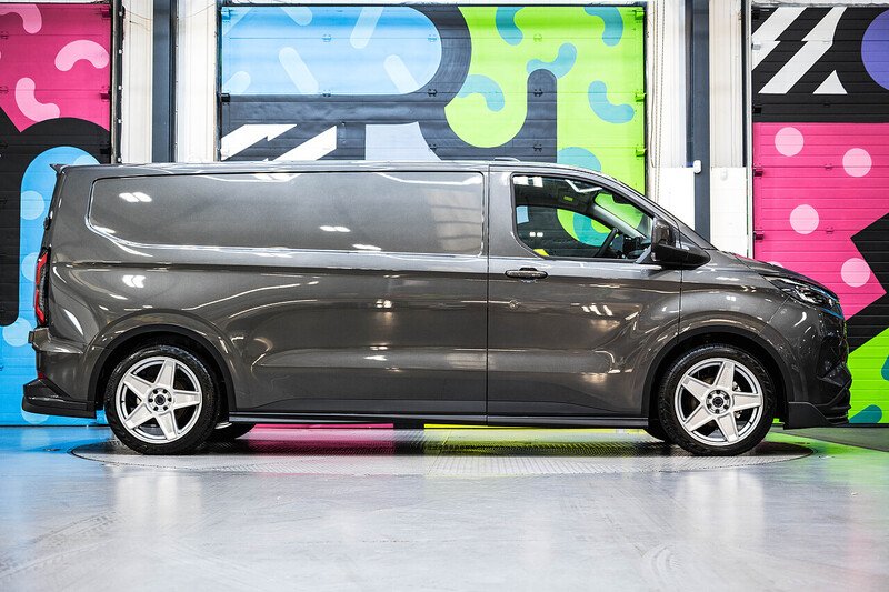 Ford E-Transit Custom 65 - Large 7