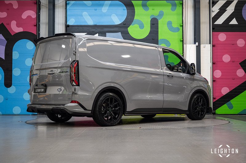 Ford E-Transit Custom 65 - Large 6
