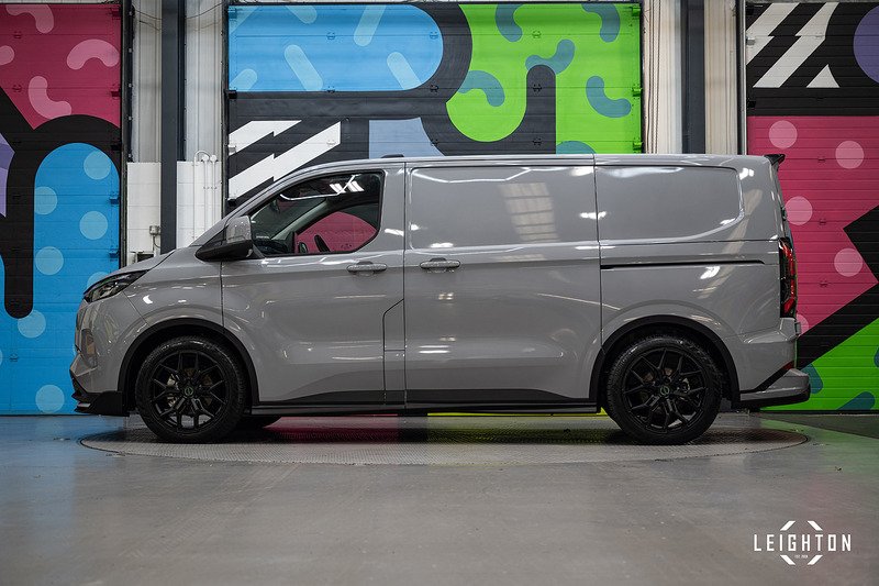 Ford E-Transit Custom 65 - Large 3