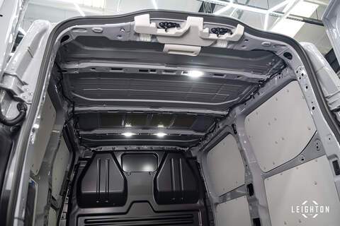 Ford E-Transit Custom 320 Electric 65kWh Auto Panel Van L1 H1 - U5124