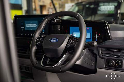 Ford E-Transit Custom 320 Electric 65kWh Auto Panel Van L1 H1 - U5124