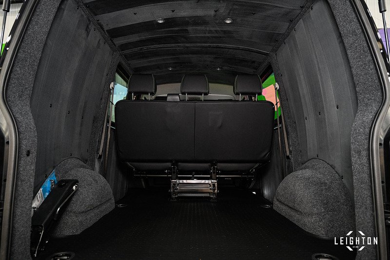 Volkswagen Transporter 2.0 - Large 23