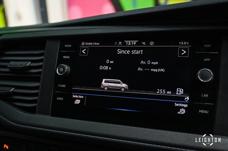 Volkswagen Transporter 2.0 - Large 28