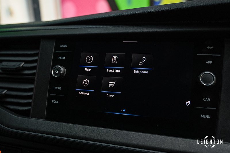 Volkswagen Transporter 2.0 - Large 29